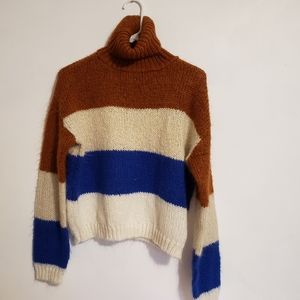 Large Polly & Esther Turtle Neck Sweater